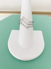 Everie Line Ring, stackable ring set, available in silver and gold